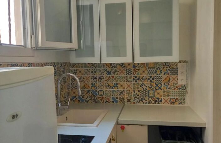 APPARTEMENT AVEC TERRASSE - REIMS — photo 2