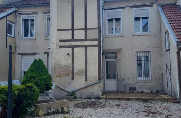 APPARTEMENT AVEC TERRASSE - REIMS — photo 4