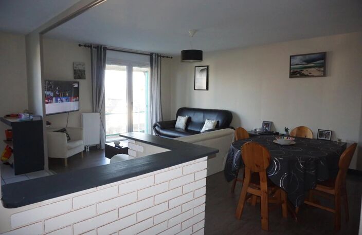 EXCLUSIVITE - APPARTEMENT T2 60 m² - GARAGE — photo 4