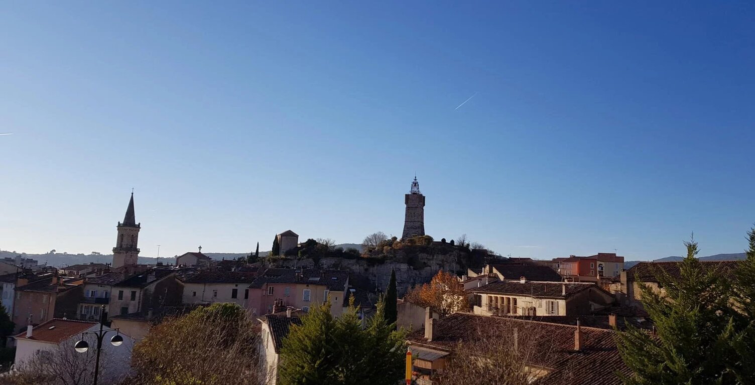 Bien vendu : Appartement  Draguignan (83300) — photo 1