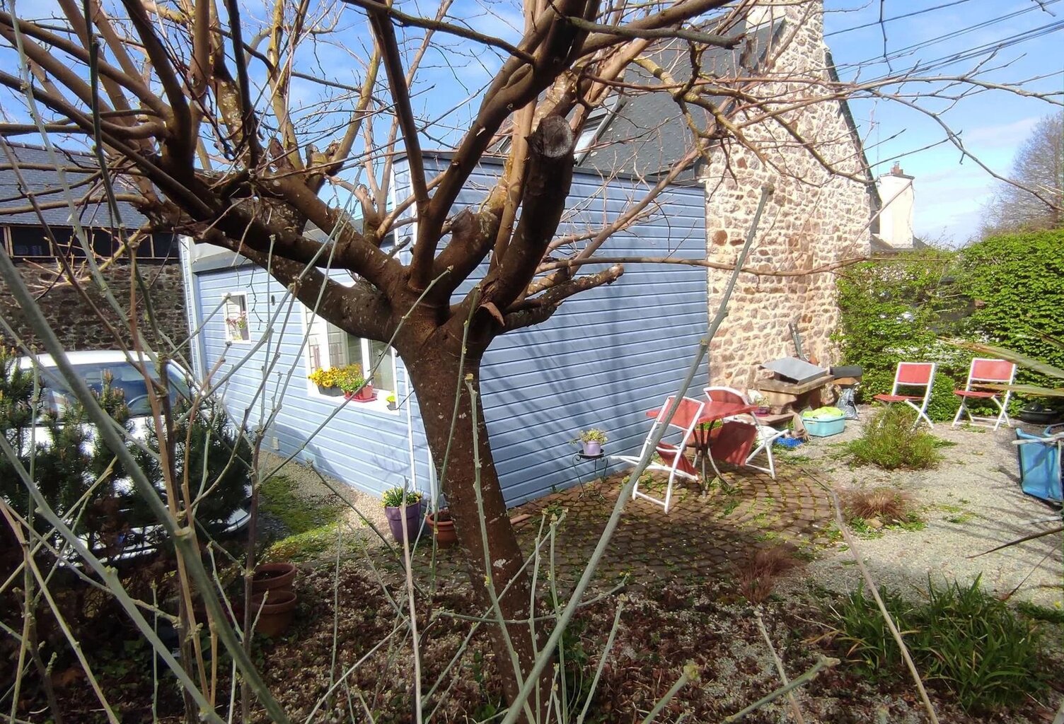 PONTIVY - MAISON EN PIERRE - 1 CHAMBRE - LOUEE — photo 1