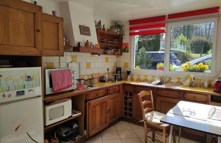 PONTIVY - MAISON EN PIERRE - 1 CHAMBRE - LOUEE — photo 3