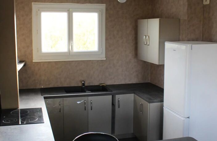 Bien vendu : Appartement  Reims (51100) — photo 2