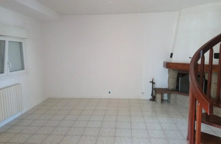AMF-Maison 4 chambres, terrain clos — photo 4