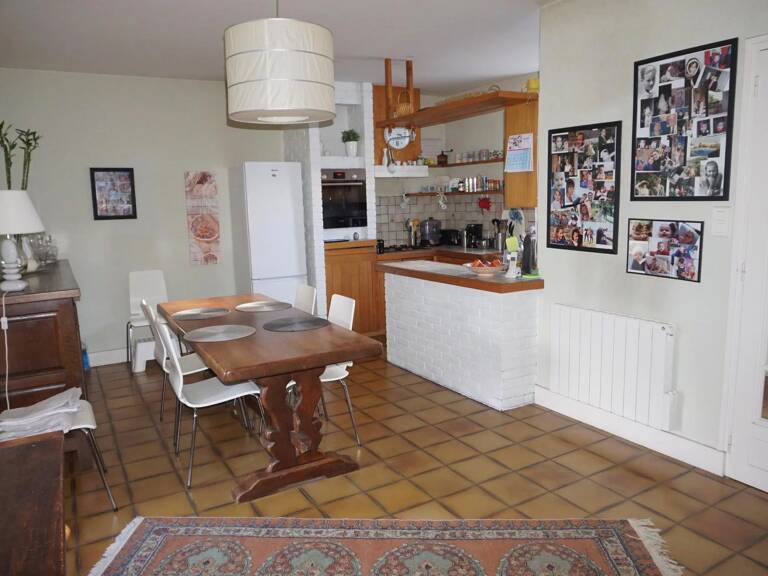 Maison de bourg 93m²hab 2 chambres jardin — photo 1