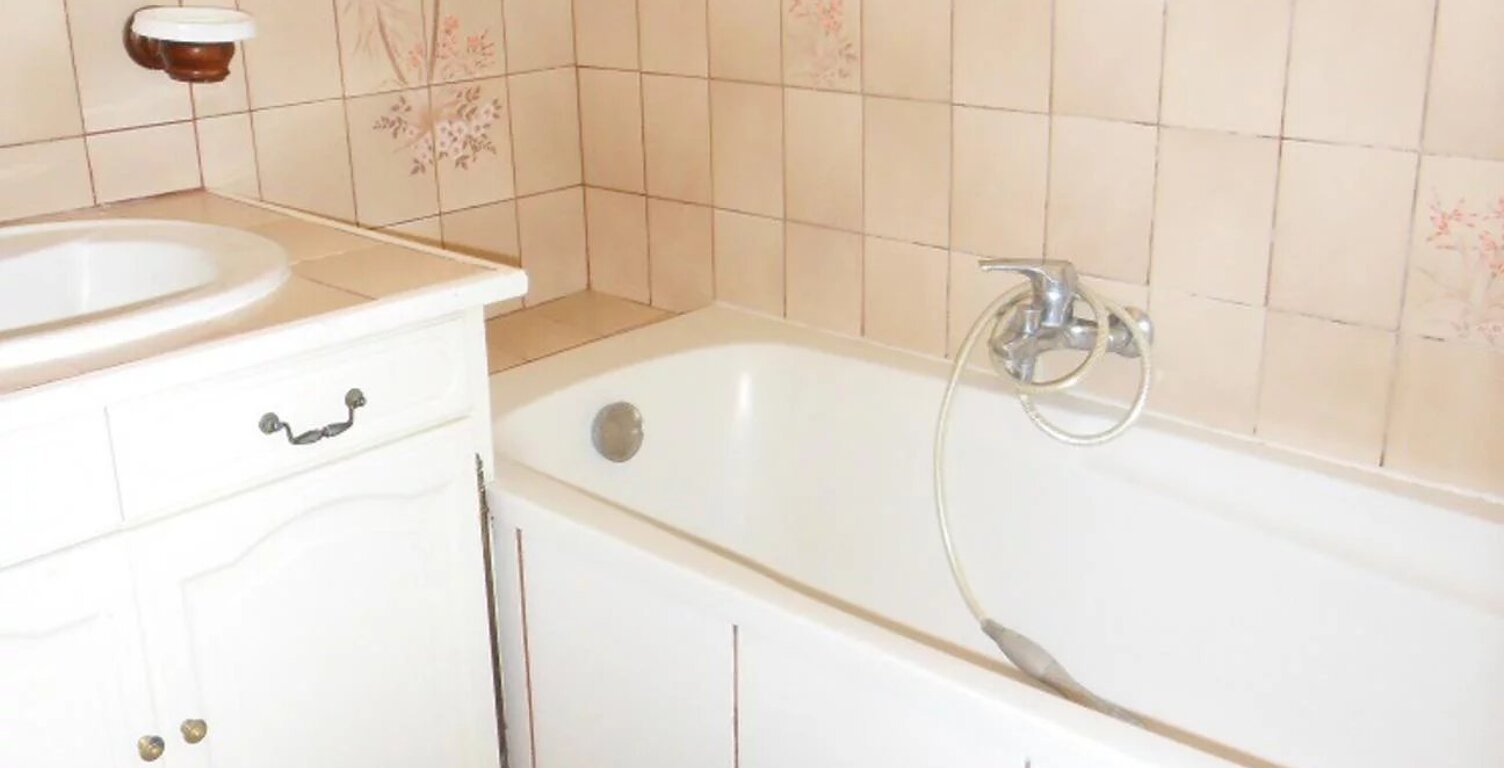 Bien vendu : Appartement  Salon-de-Provence (13300) — photo 1