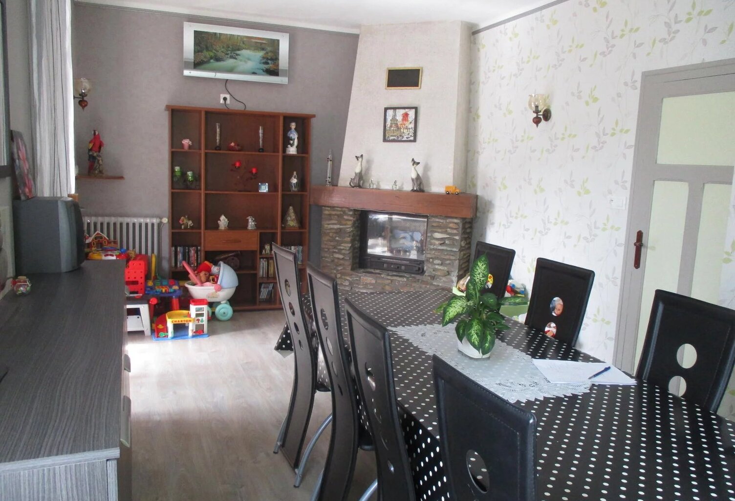 AMF-Maison 4 chambres, sous-sol+garage campingcar — photo 1