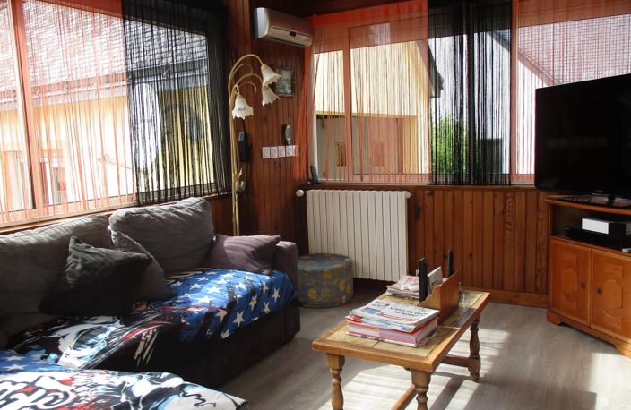 AMF-Maison 4 chambres, sous-sol+garage campingcar — photo 2