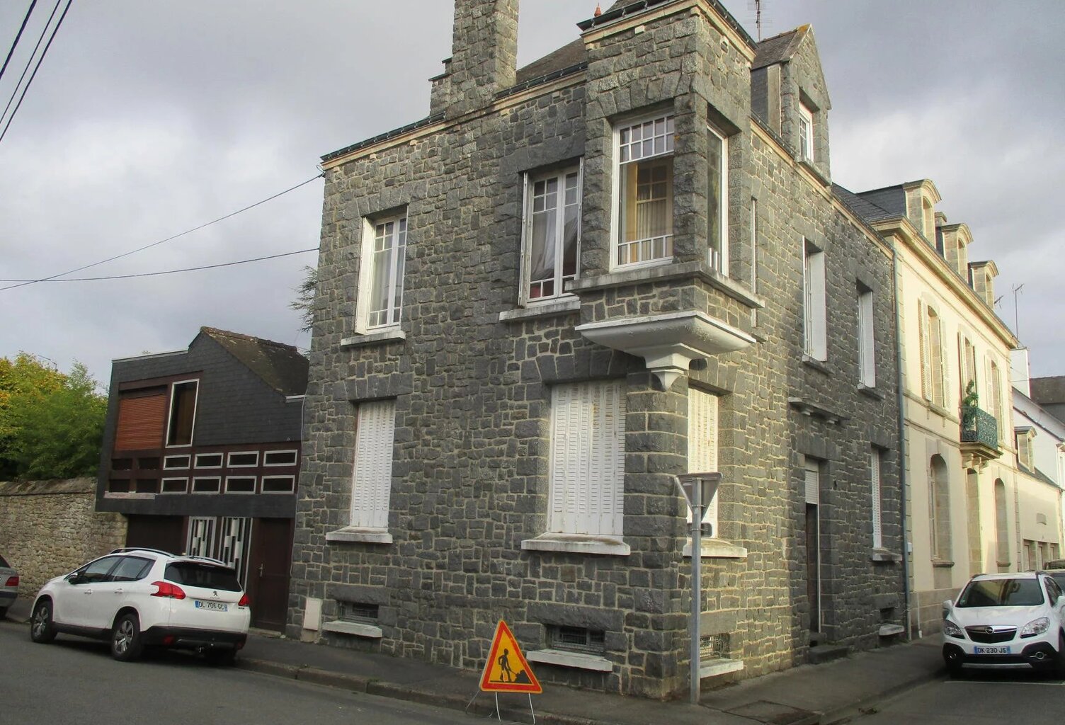 Bien vendu : Maison  Pontivy (56300) — photo 1