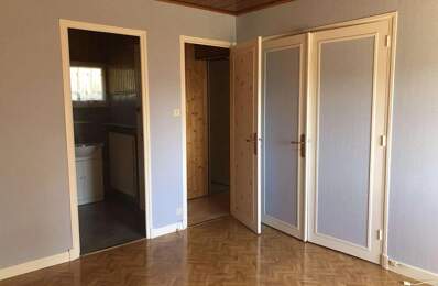 Appart T3 LA COTE ST ANDRE 94 m2 — photo du bien
