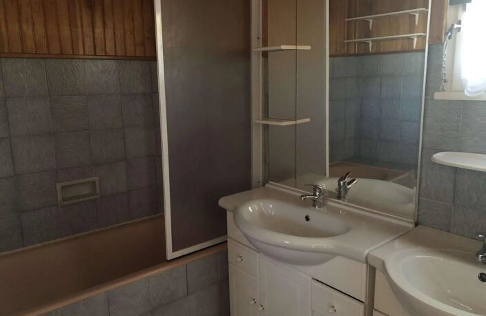 Appart T3 LA COTE ST ANDRE 94 m2 — photo 5