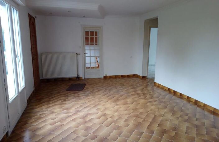 Maison 4 chambres garage en impasse — photo 4