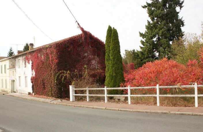 Bien vendu : Maison  Saint-Martin-du-Bois (33910) — photo 5