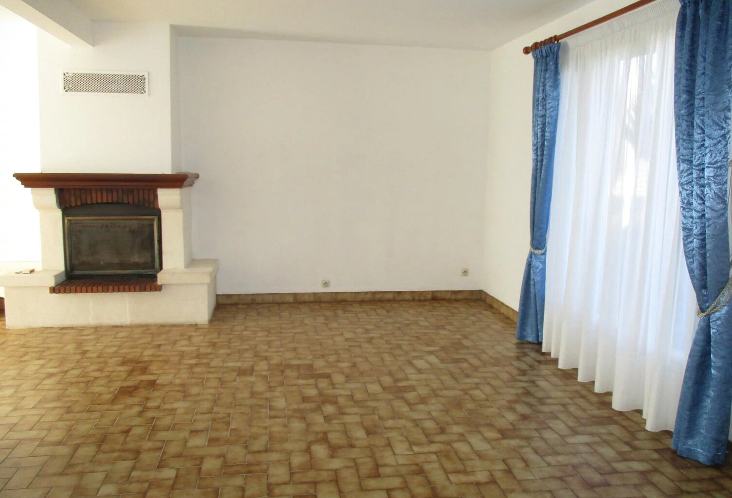 Maison 4 ch, 100m², sous-sol, bourg — photo 1