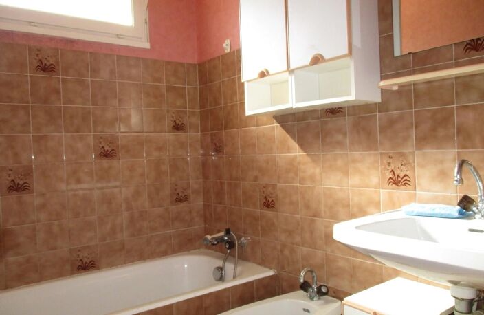 Maison 4 ch, 100m², sous-sol, bourg — photo 4
