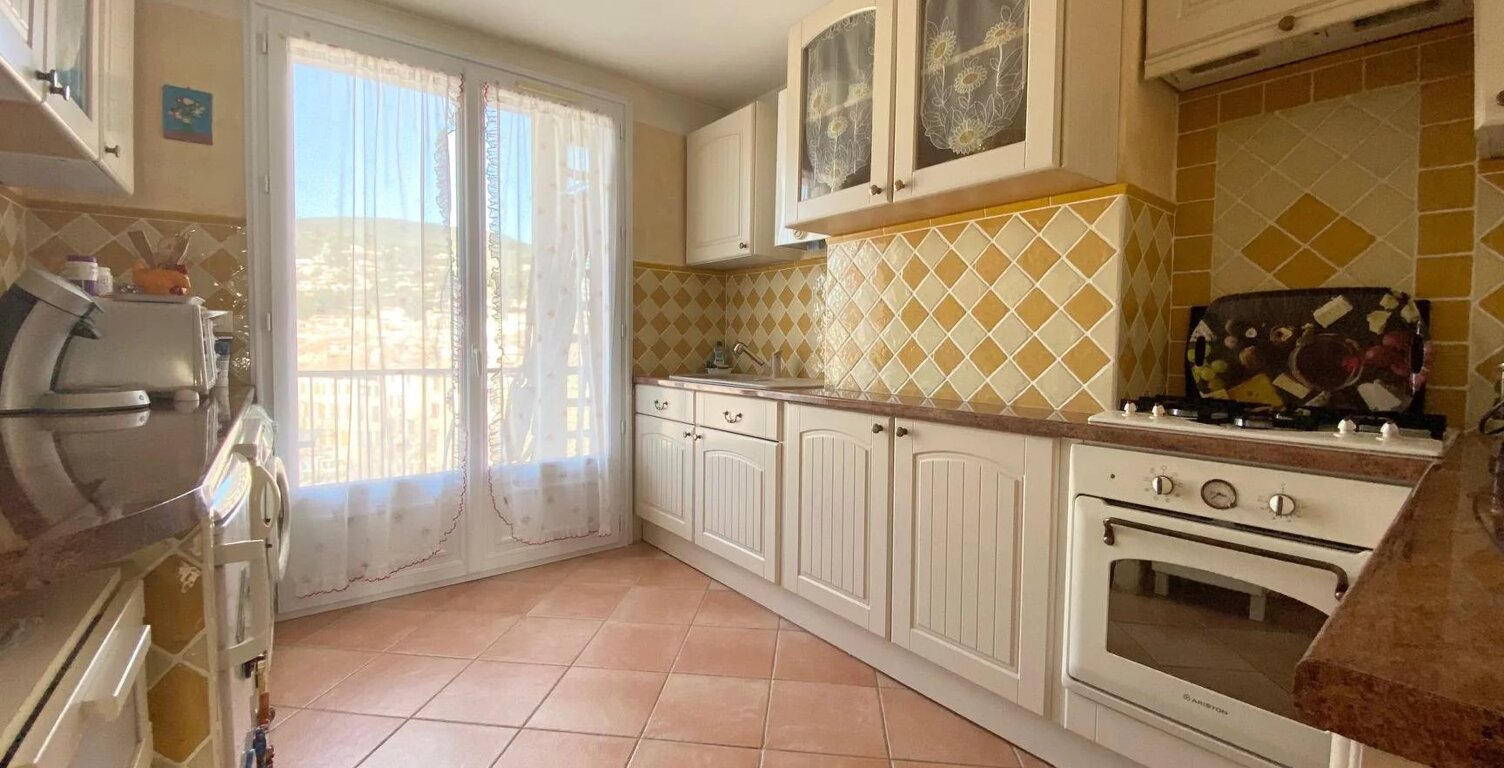 EXCLUSIVITE APPARTEMENT T3 CENTRE VILLE DRAGUIGNAN — photo 1