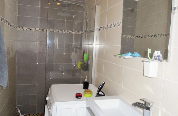 Bien vendu : Appartement  Reims (51100) — photo 2
