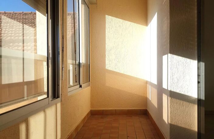 Appartement 2 pièces  66m² avec garage . — photo 3
