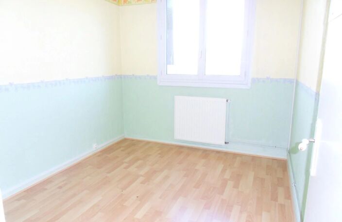 Bien vendu : Appartement  Salon-de-Provence (13300) — photo 3