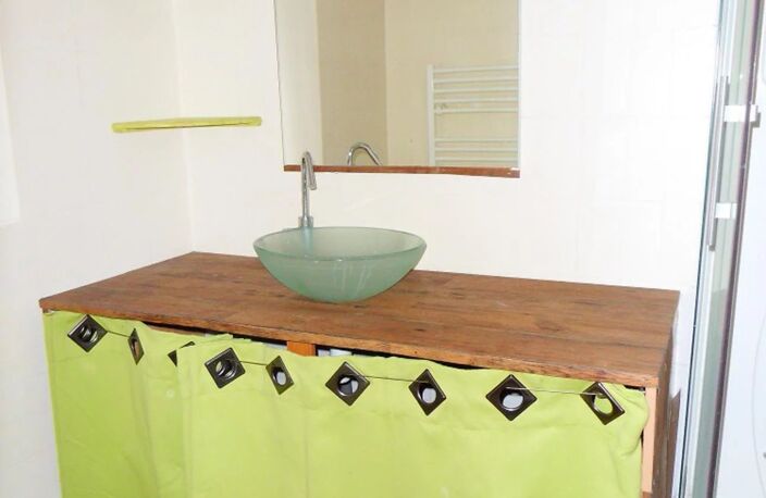 Bien vendu : Appartement  Salon-de-Provence (13300) — photo 4