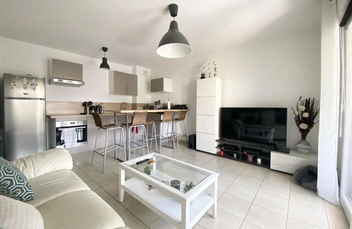 EXCLUSIVITE - APPARTEMENT T2 DANS RESIDENCE RECENT — photo 4