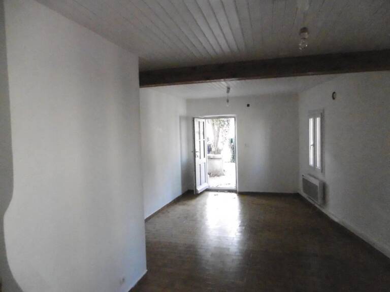 TULETTE - MAISON DE VILLAGE AVEC TERRASSE — photo 1