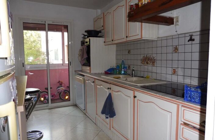 Bien vendu : Appartement  Salon-de-Provence (13300) — photo 2
