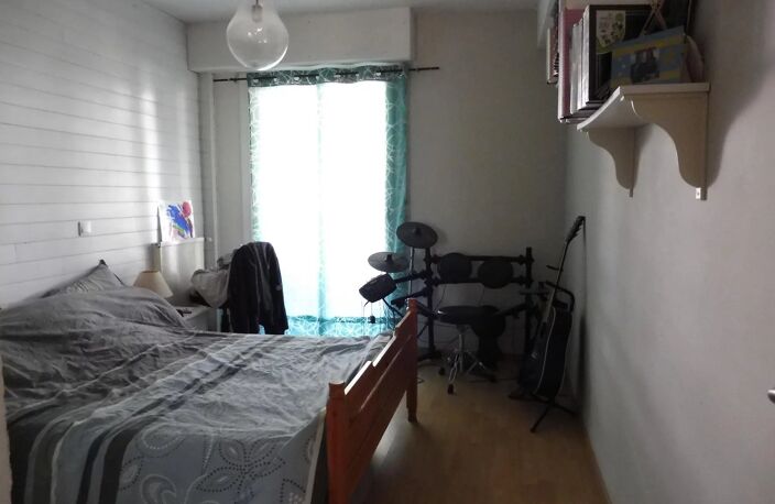 Bien vendu : Appartement  Salon-de-Provence (13300) — photo 3