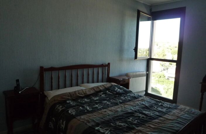 Bien vendu : Appartement  Salon-de-Provence (13300) — photo 5