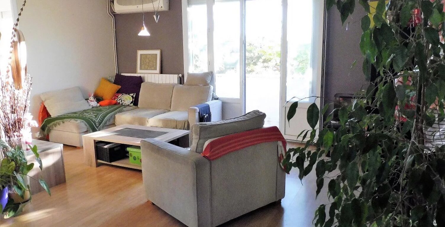 Bien vendu : Appartement  Salon-de-Provence (13300) — photo 1