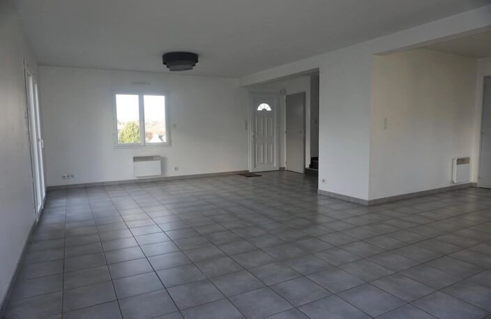Maison 3 chambres 80m² hab garage terrain 435m² — photo 3