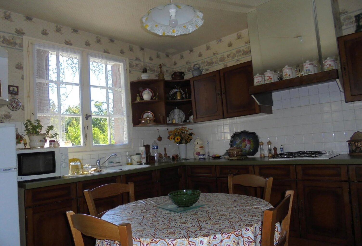 MAISON SUR SOUS SOL COMPLET — photo 1