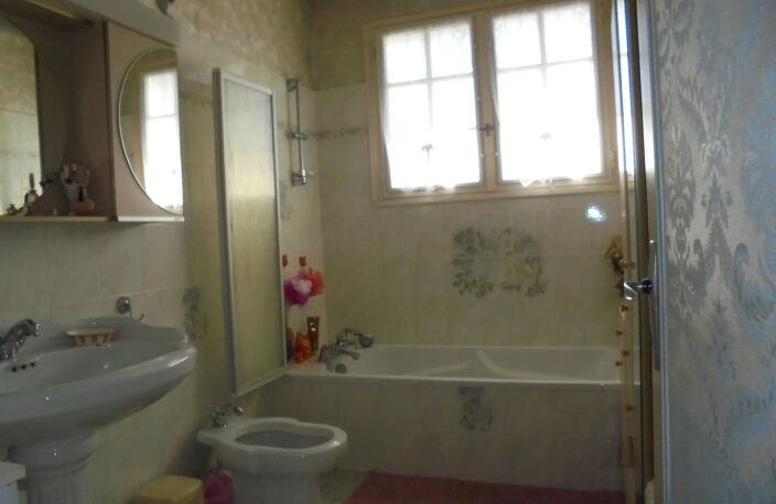 MAISON SUR SOUS SOL COMPLET — photo 4