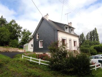Maison de village Saint-Caradec (22600) - Réf. 6110