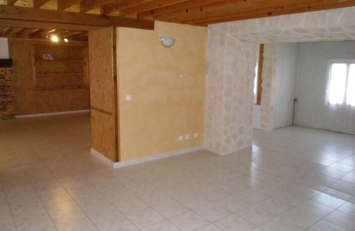 Bien vendu : Maison  Belval-sous-Châtillon (51480) — photo 3