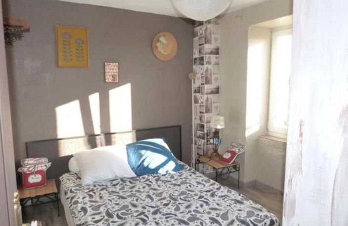 PLOUGUERNEAU Maison T5 rénovée — photo 2