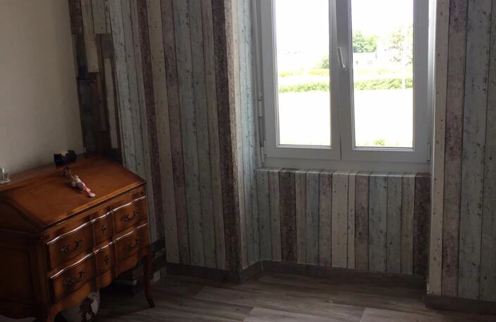 PLOUGUERNEAU Maison T5 rénovée — photo 4