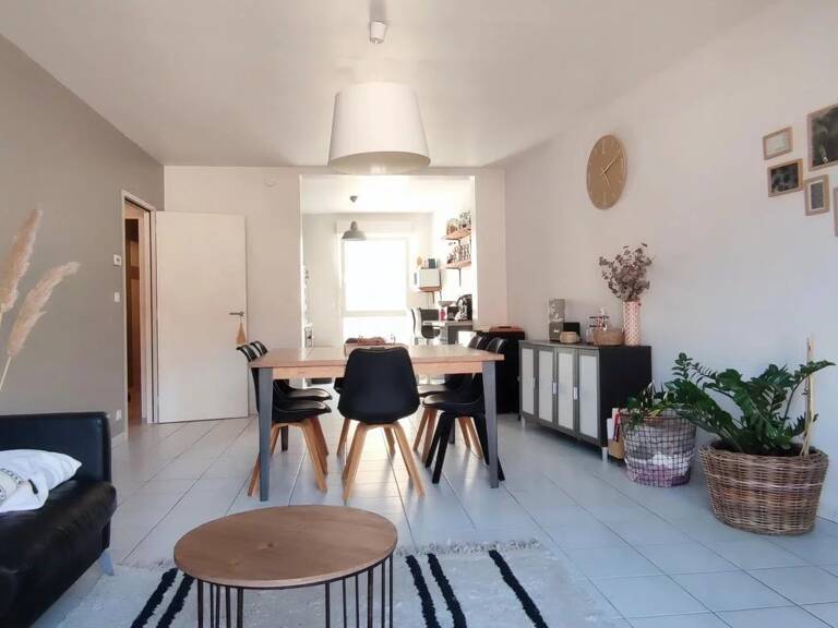 APPARTEMENT ET GARAGE SECTEUR GARE — photo 1