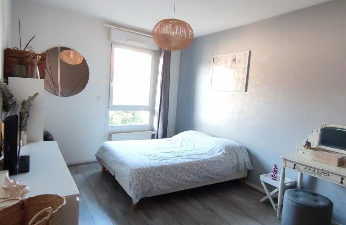 APPARTEMENT ET GARAGE SECTEUR GARE — photo 2