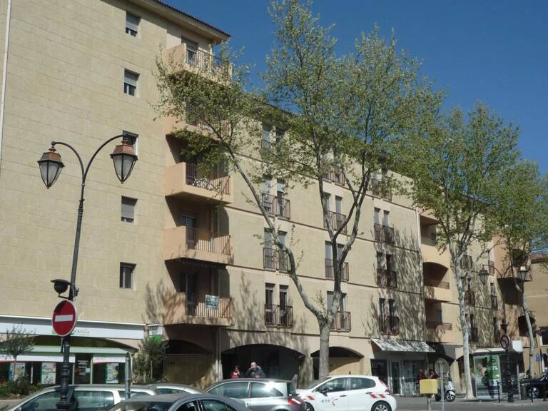 Appartement 4 pièces  à vendre  — photo 1