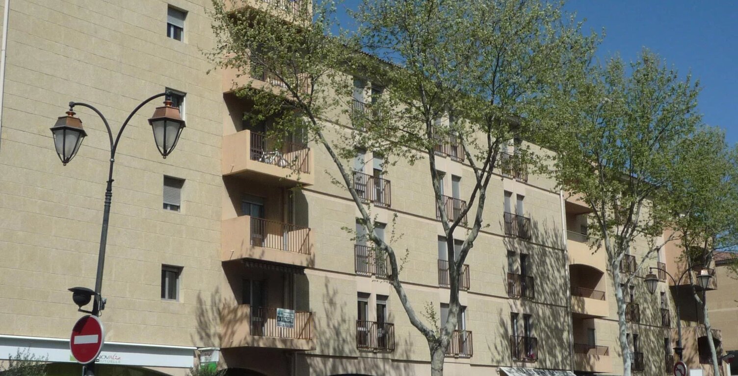 Bien vendu : Appartement  Salon-de-Provence (13300) — photo 1