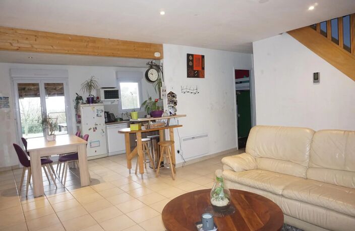 MAISON 4 CHAMBRES EN CAMPAGNE — photo 3