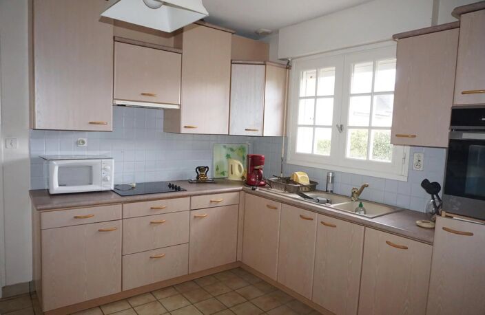 Maison 3 chambres, garage au bourg — photo 2