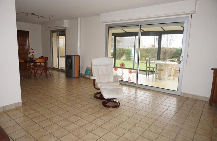 Maison 3 chambres, garage au bourg — photo 5
