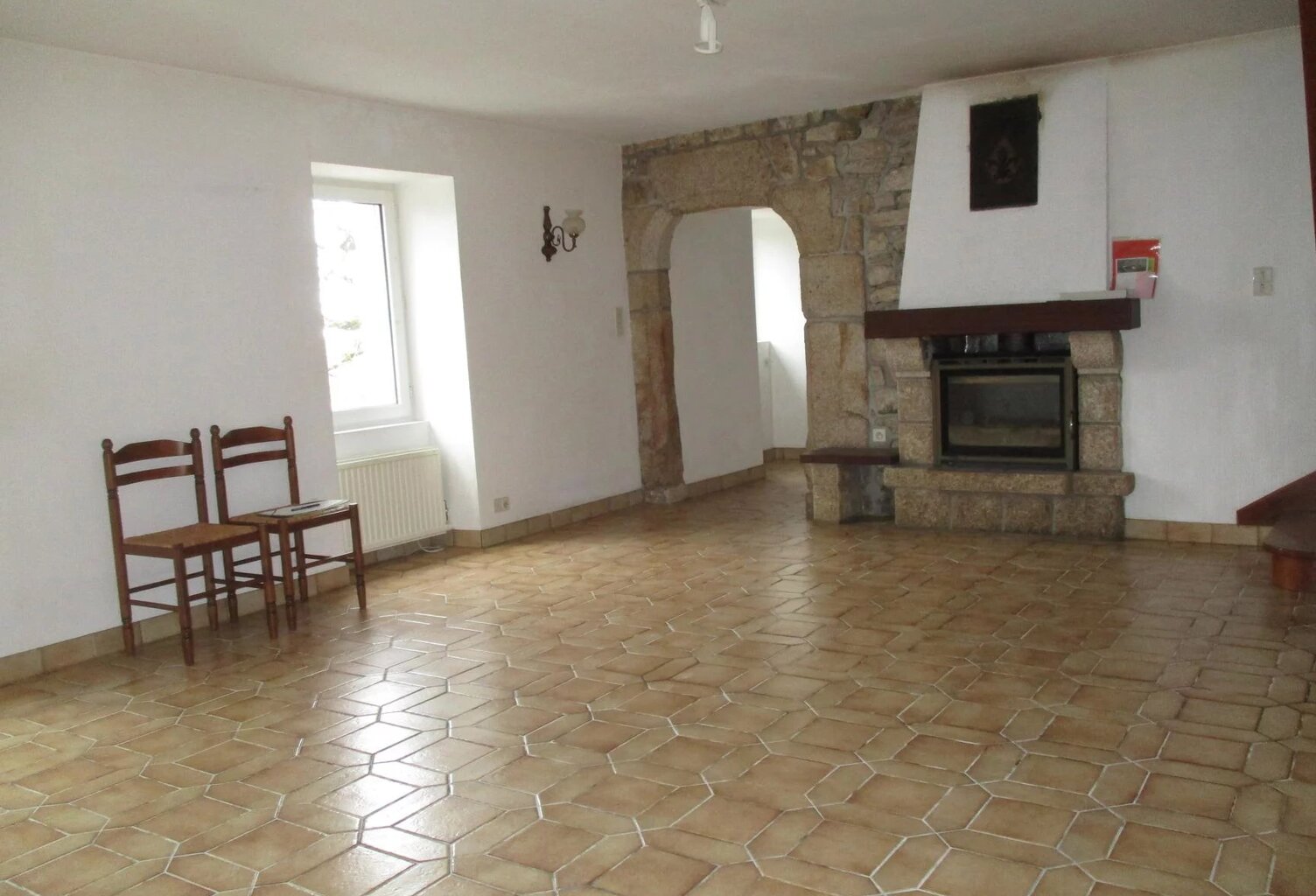 Maison en pierres 4 chambres + dépendance — photo 1