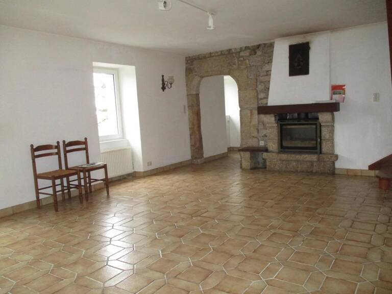 Maison en pierres 4 chambres + dépendance — photo 1