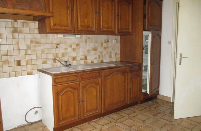 Maison en pierres 4 chambres + dépendance — photo 2