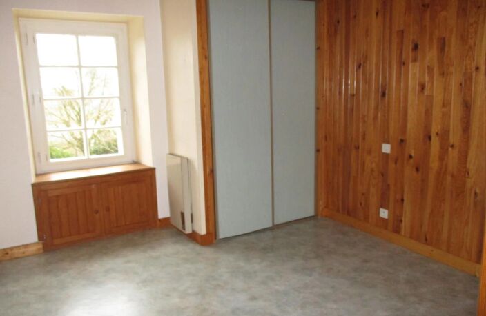 Maison en pierres 4 chambres + dépendance — photo 5