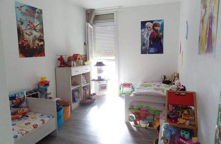 Bien vendu : Appartement  Salon-de-Provence (13300) — photo 3