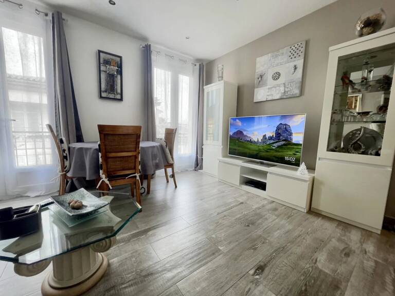 EXCLUSIVITE     -   APPARTEMENT  44 M²   FREJUS — photo 1